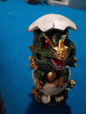 Dragon bobblehead